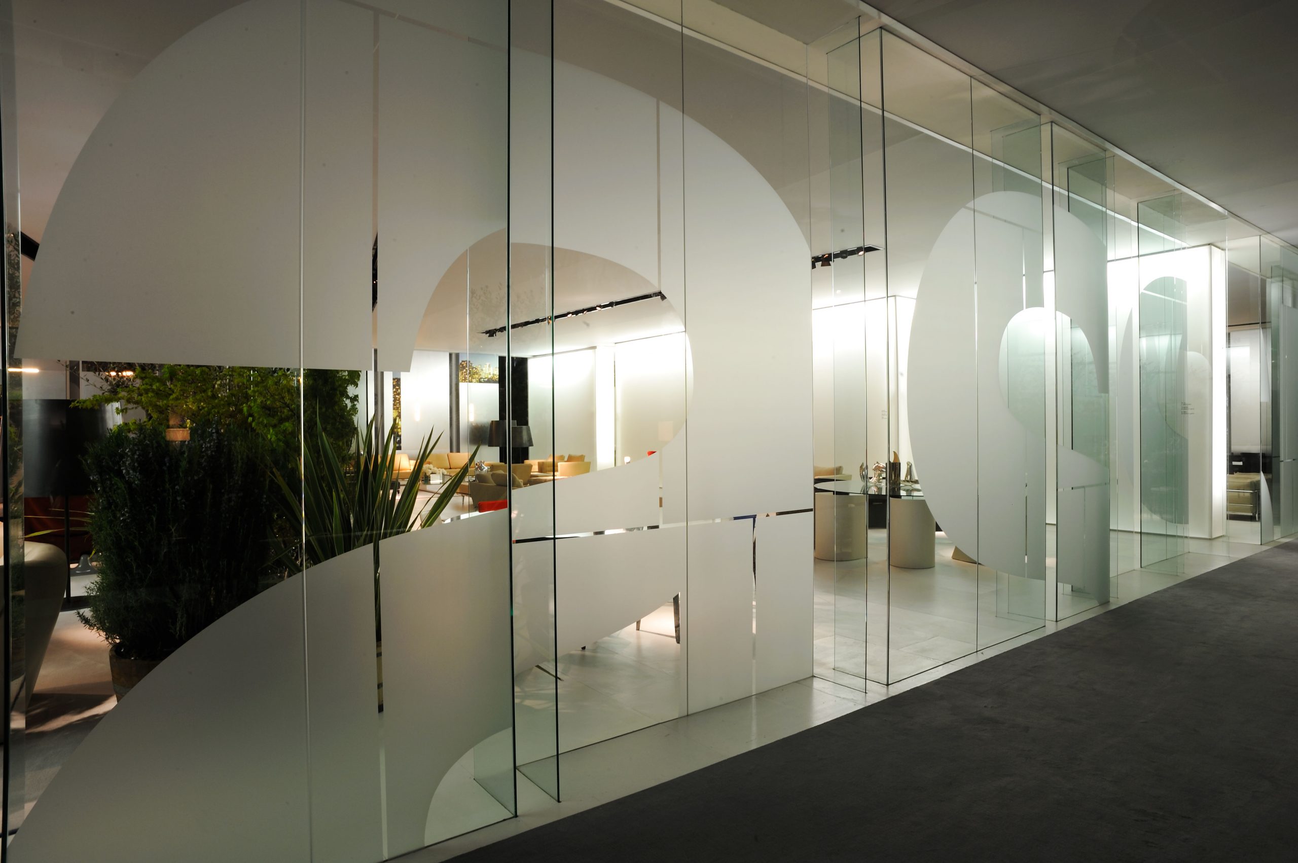 4-Cassina-Salone-Milano-2008